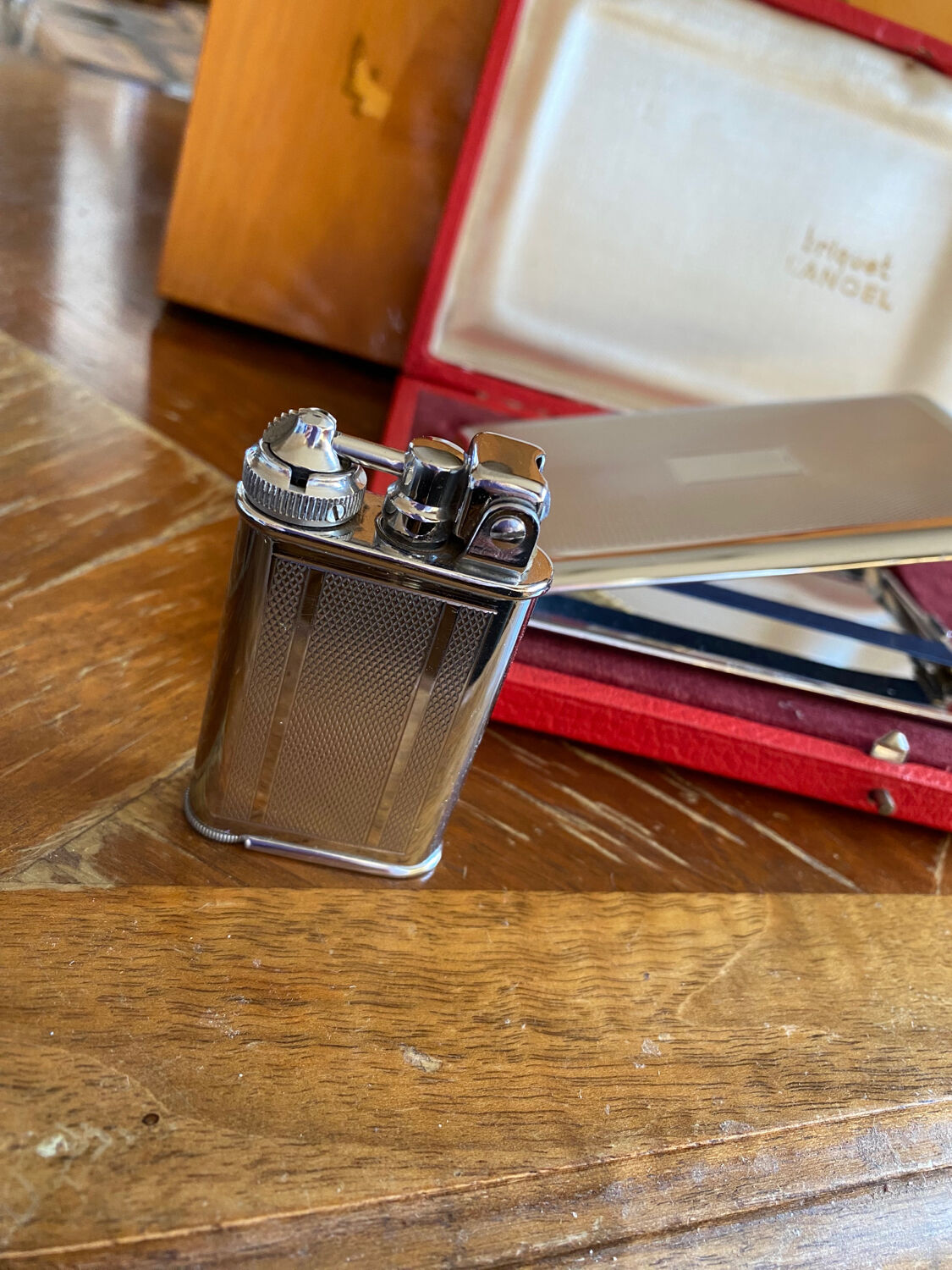 Coffret Lancel étui à cigarette et briquet essence