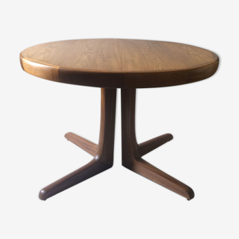 Vintage roundtable scandinavian work