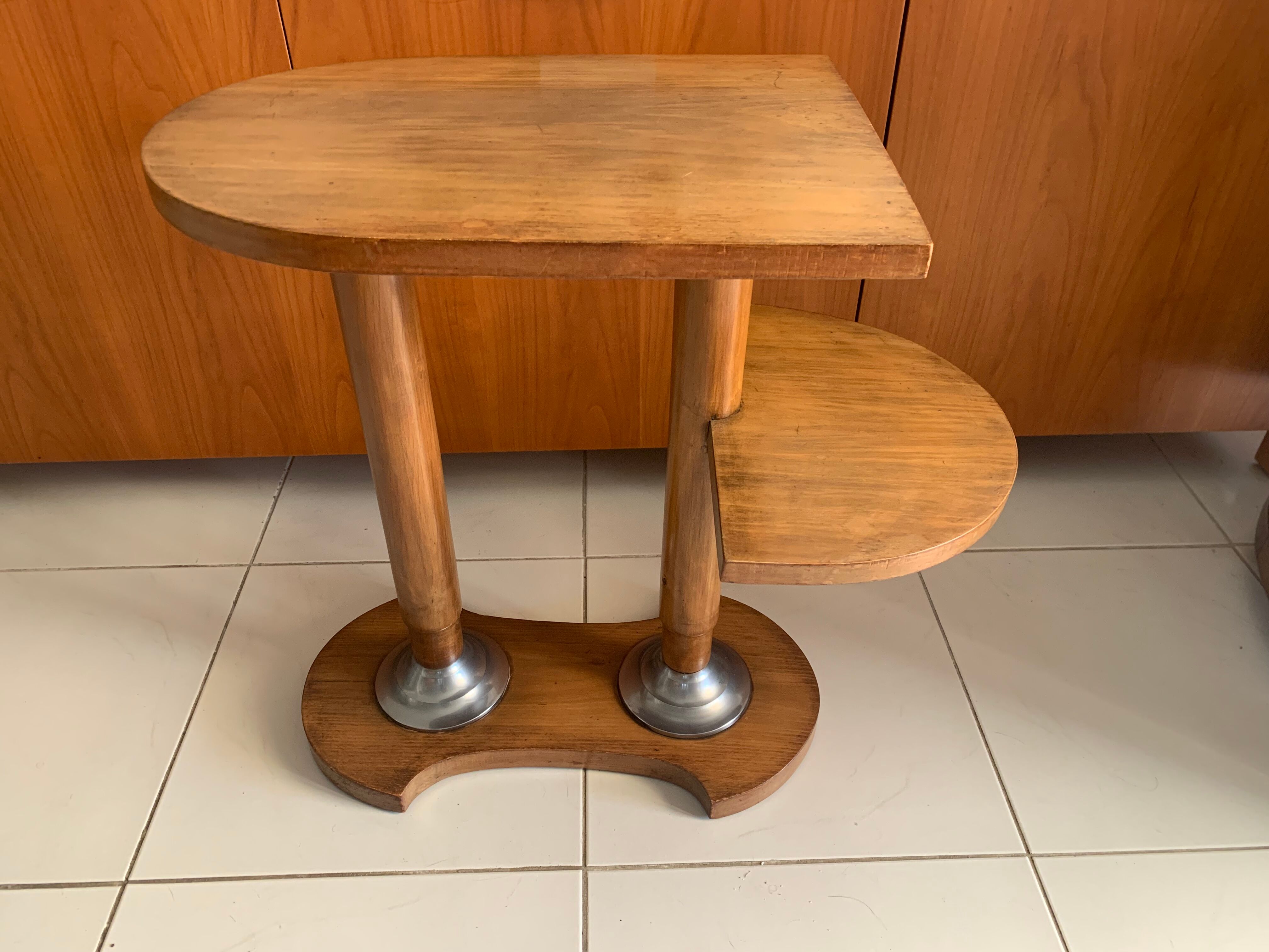 Art Deco pedestal table