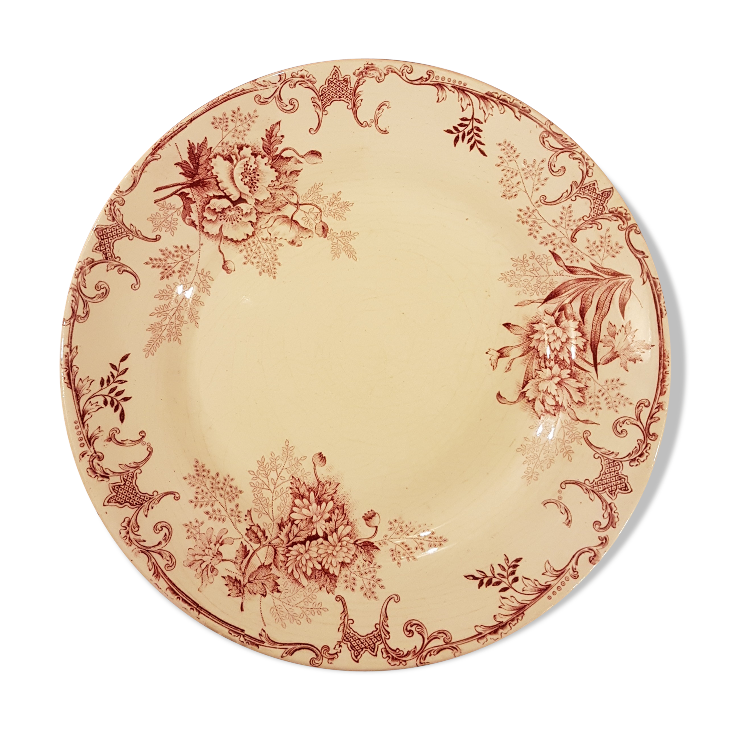 Plate with decoration of flowers