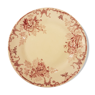 Assiette en faïence à décor de fleurs