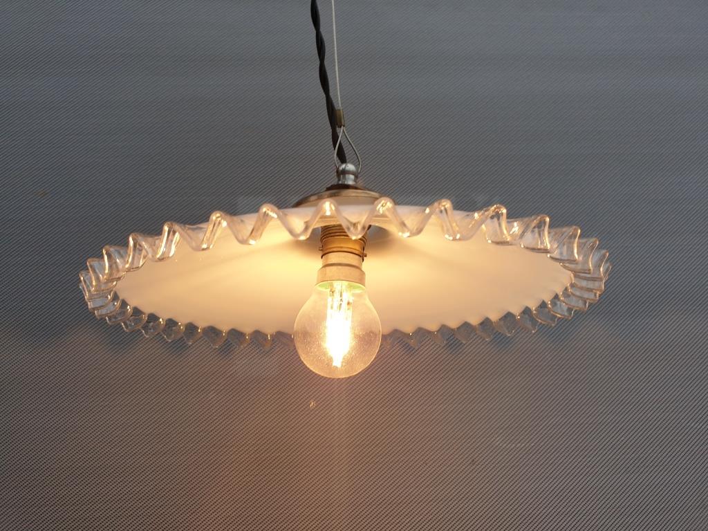 Art Deco ruffled opaline hanging