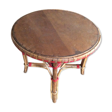 Table d’appoint en rotin