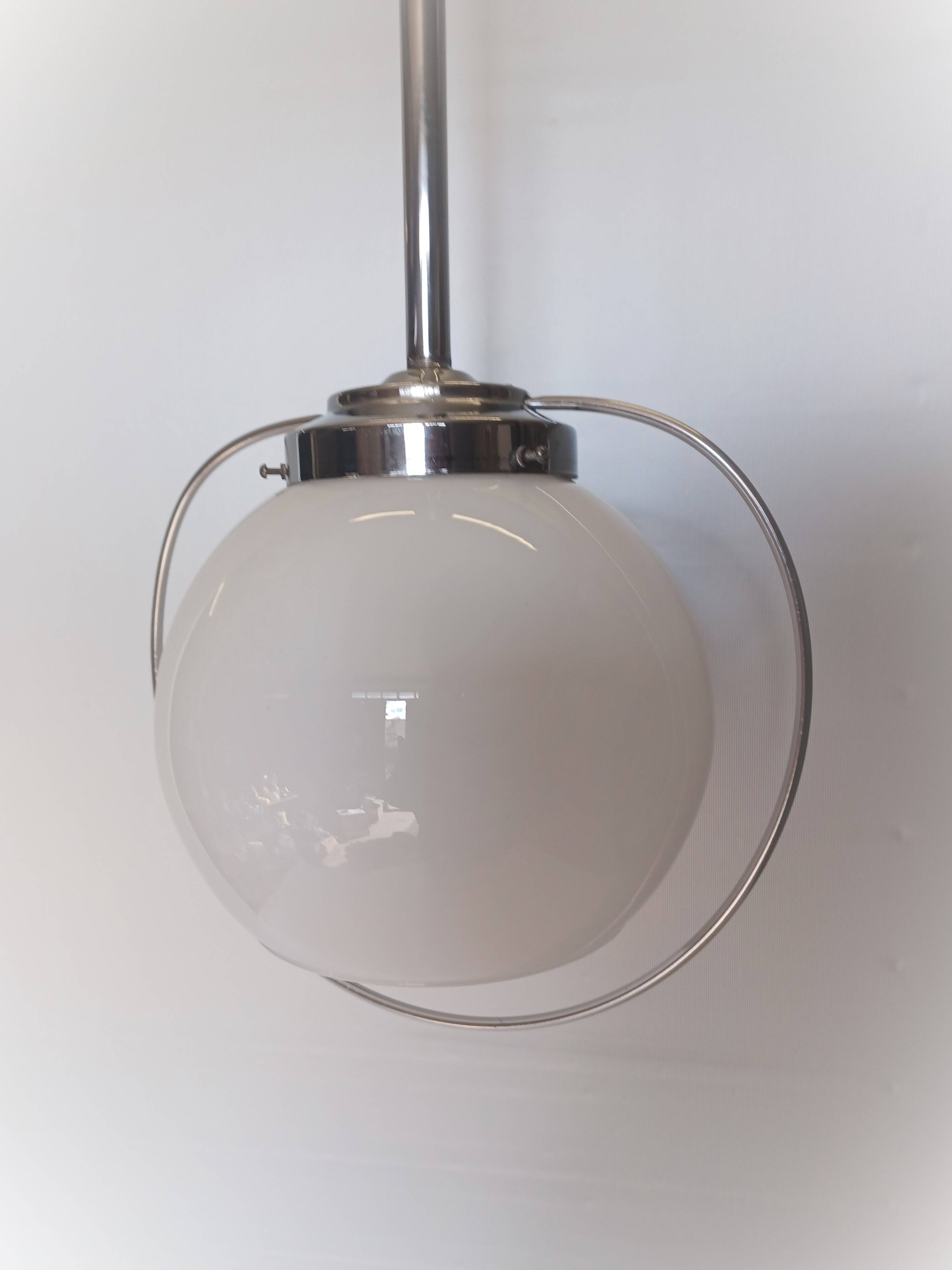 Antique chandelier - Art Deco - White opaline globe - 1940