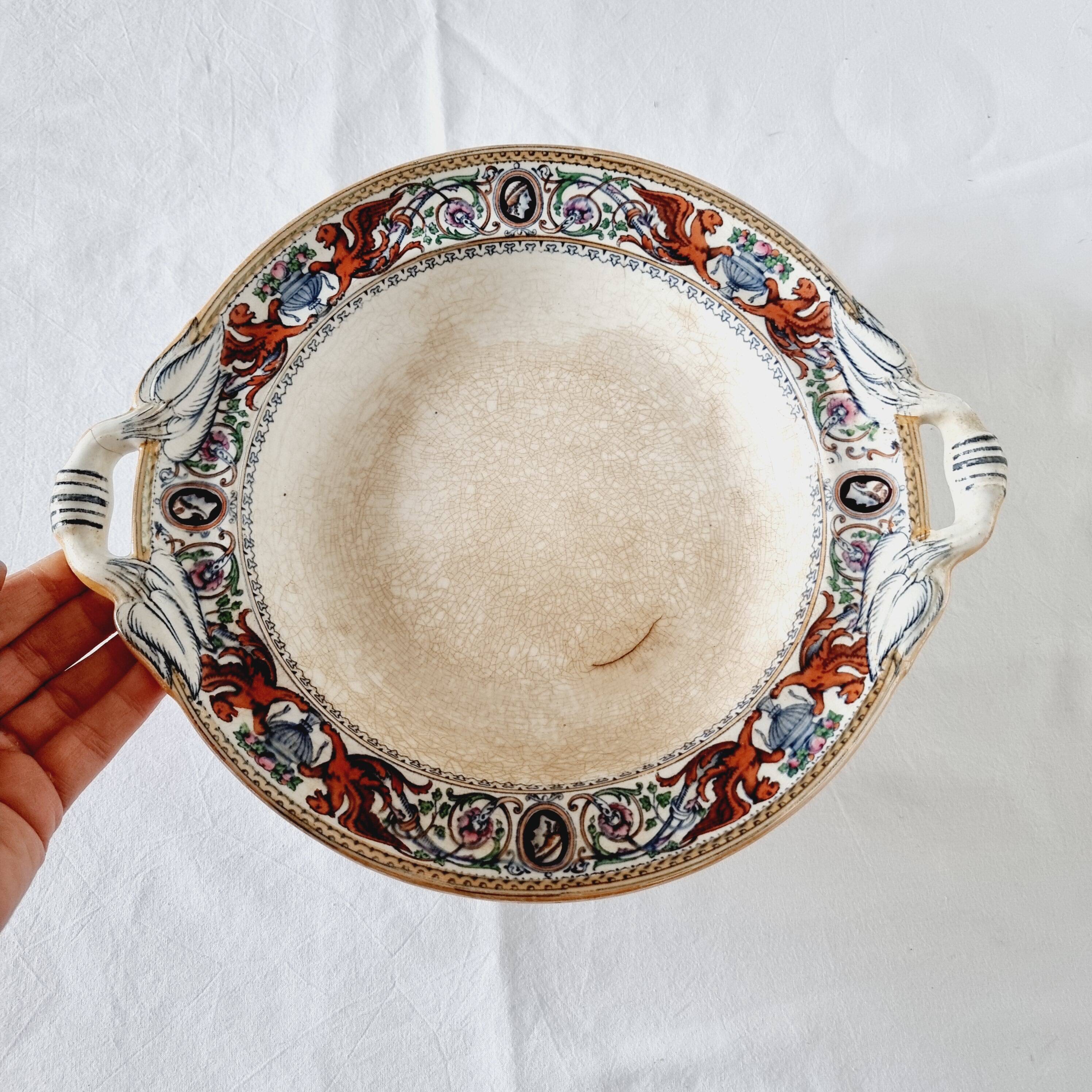 Assiette à Pied de Majolique Anglais Chine Minton