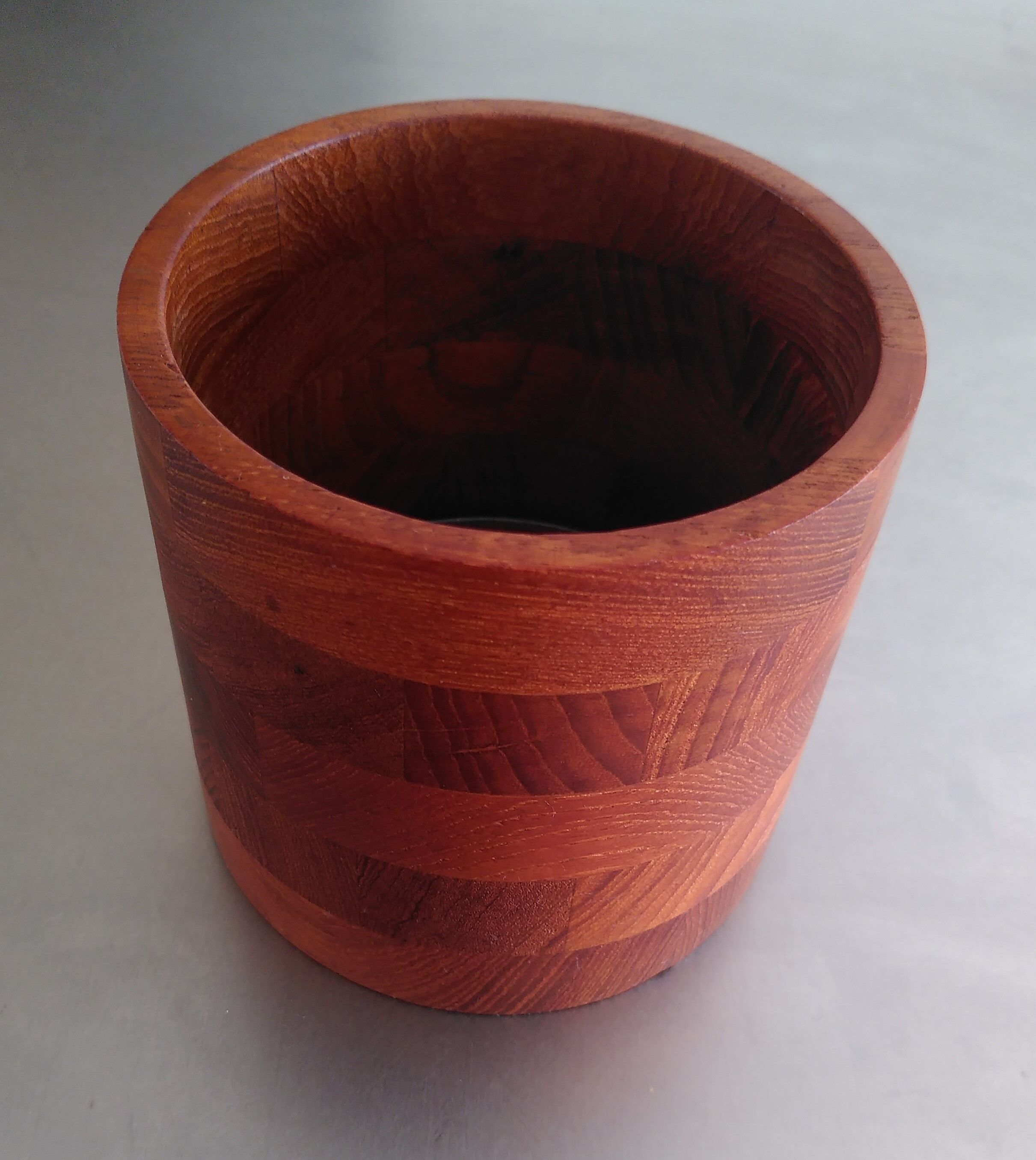 Teak pencil or utensil pot
