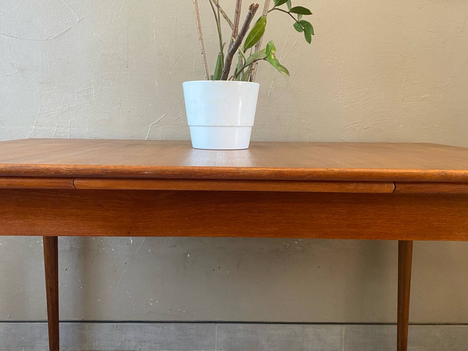 Vintage teak table with extensions