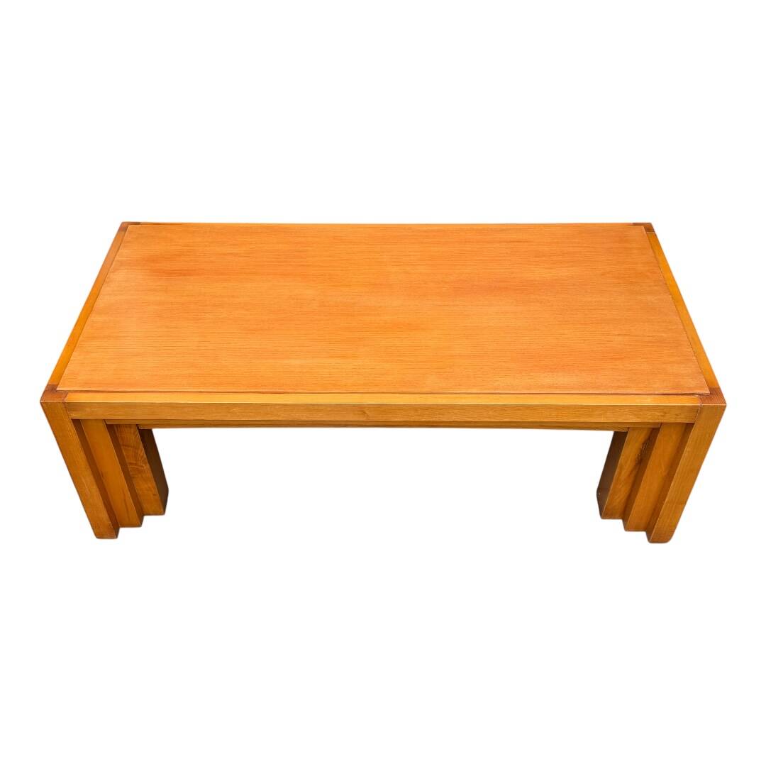 Vintage coffee table in solid elm from the 1970s.