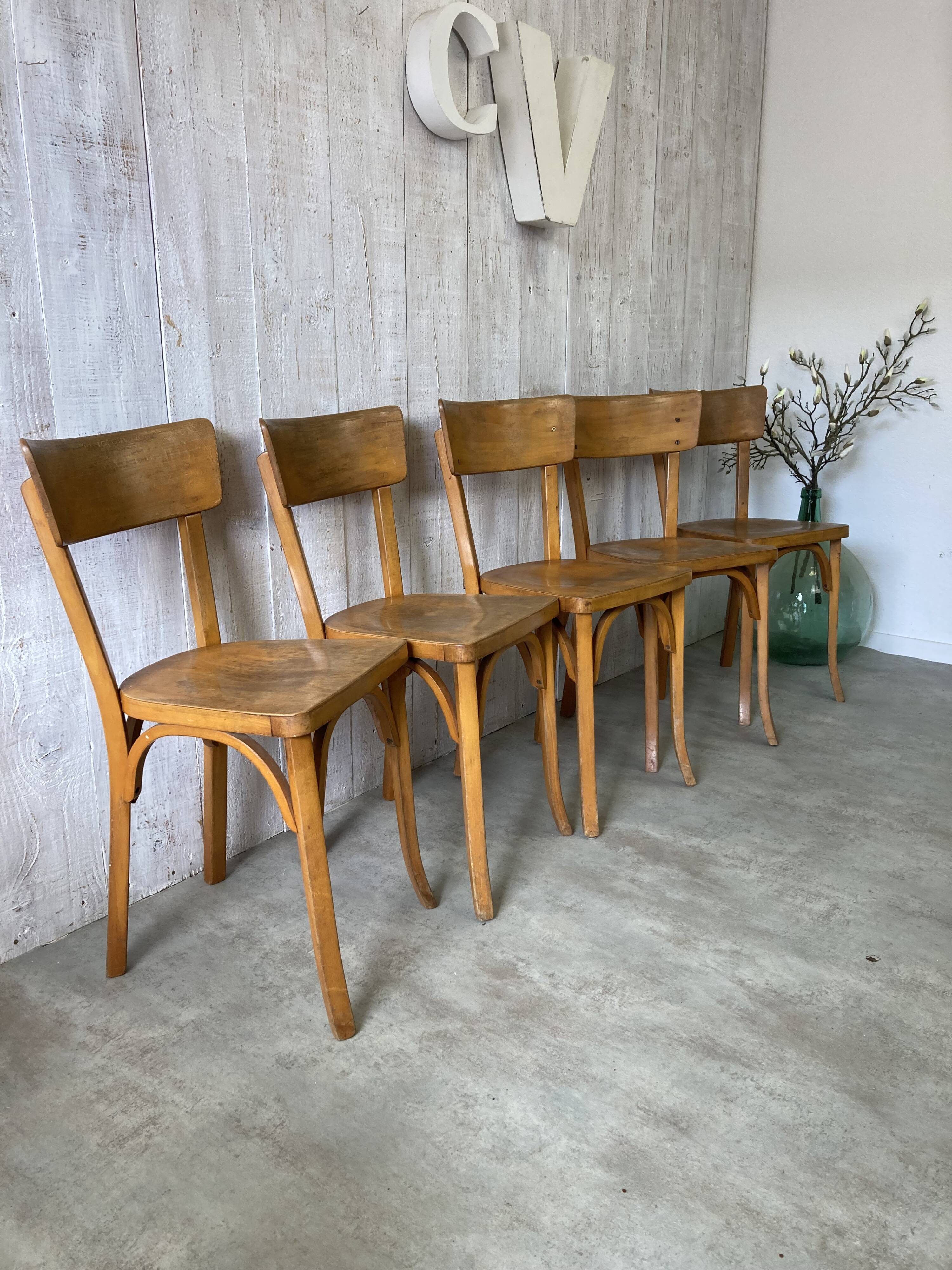 Série de 5 chaises Baumann