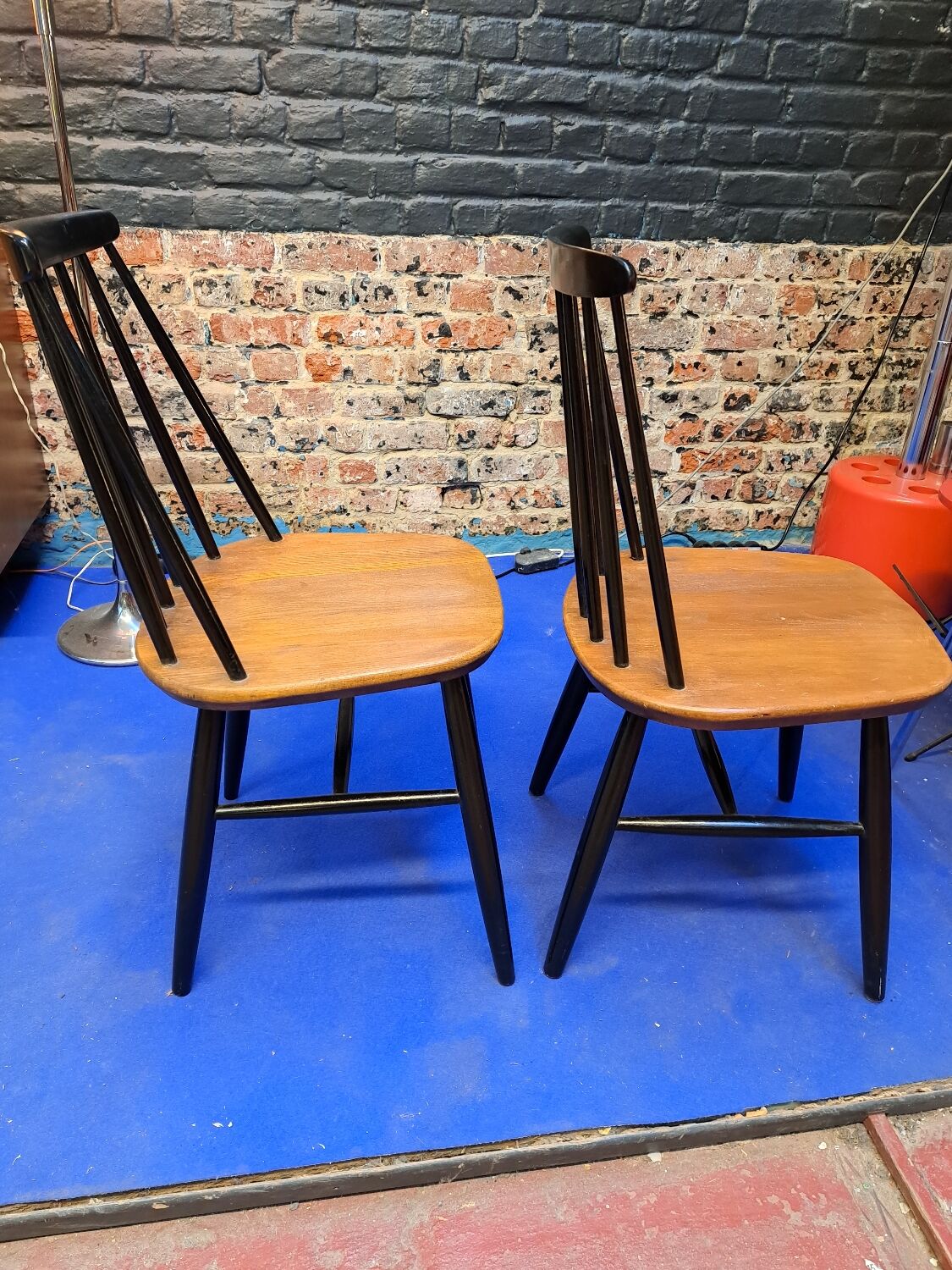 Pair of Fanett chairs by Tapiovaara