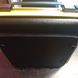 Typewriter remington riviera Sperry Rand Riviera Yellow