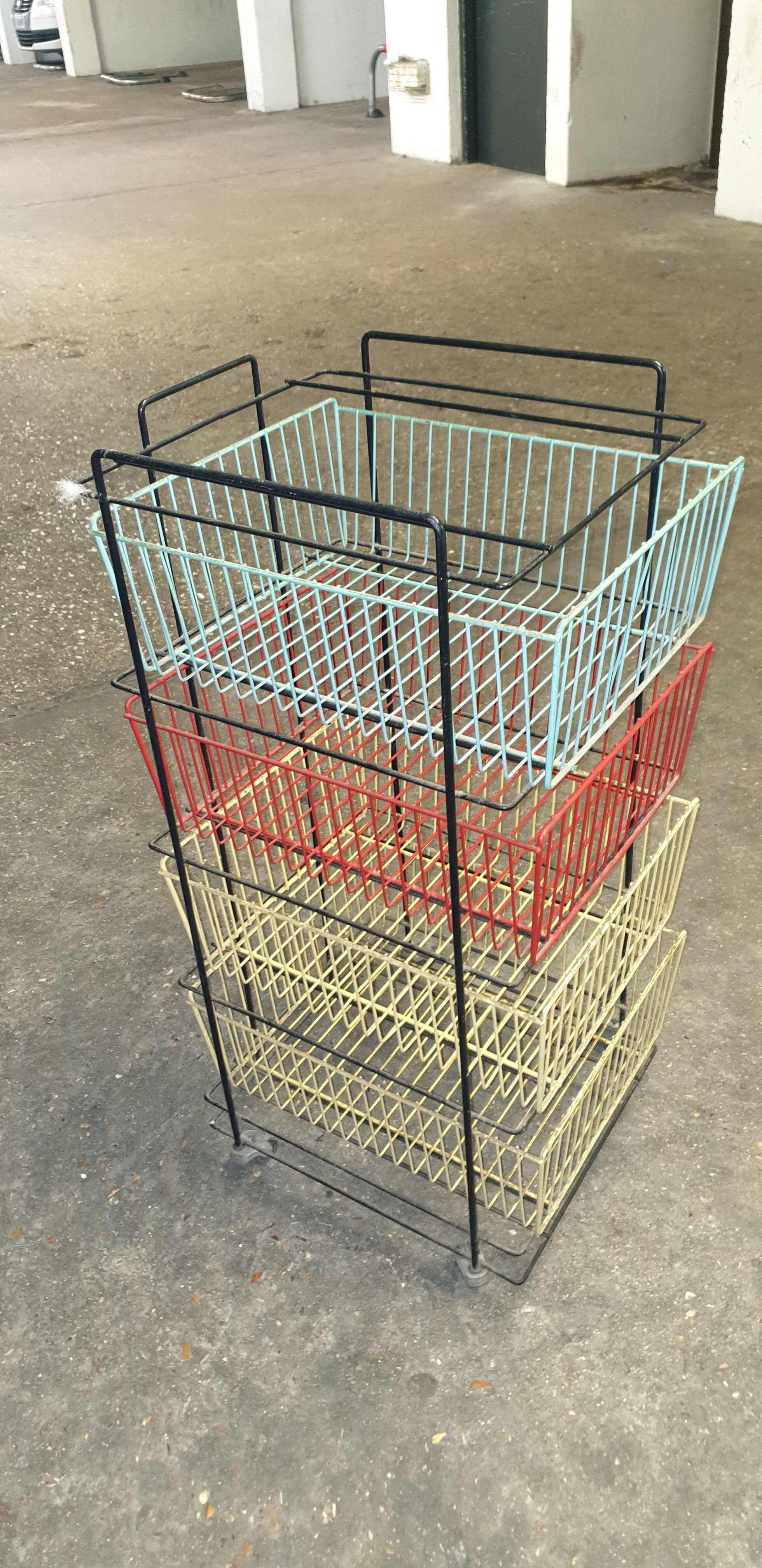 Mobile trolley with sliding baskets from the sixties