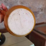 Carafe en grès jaune moutarde