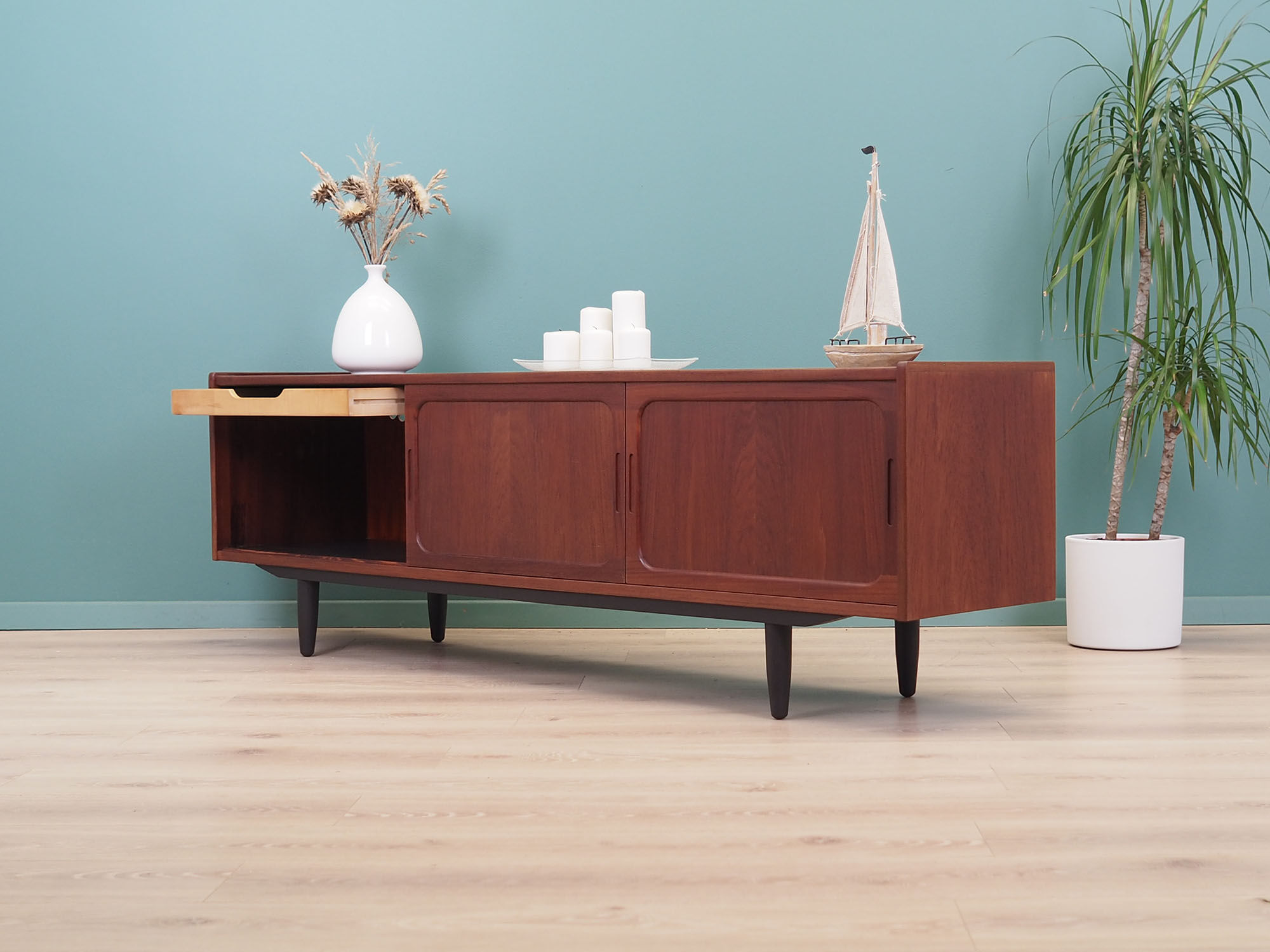 Teak lowboard, Danish design, 1960s, production: Denmark