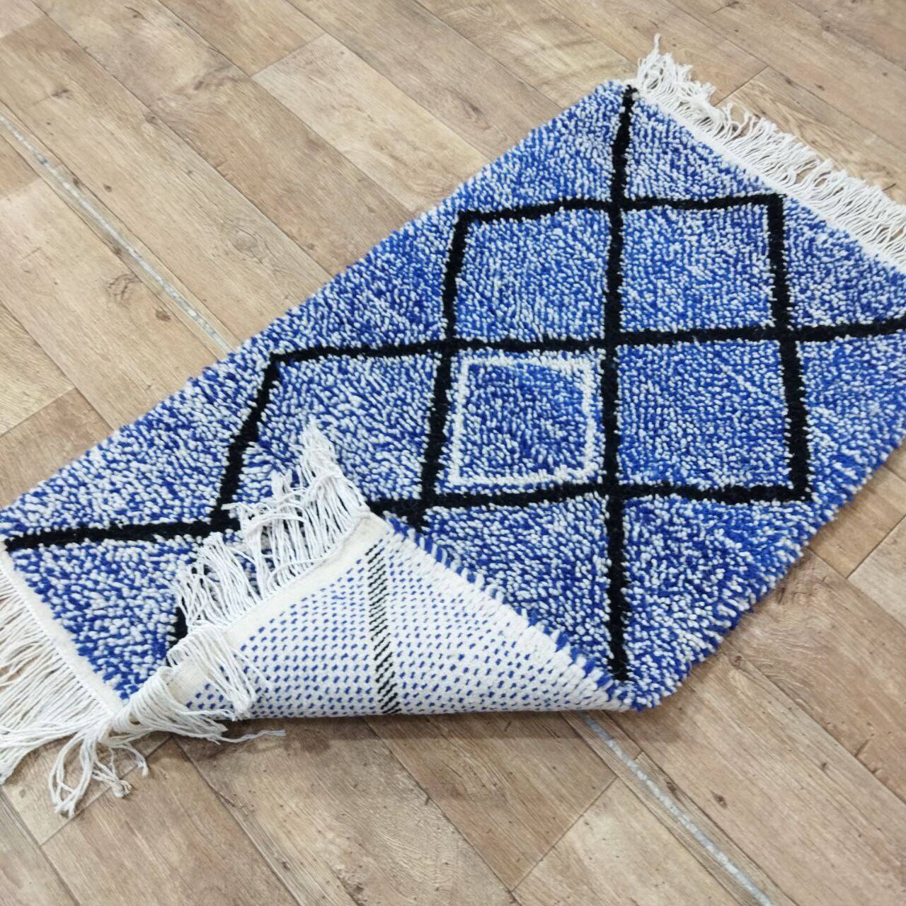 Handmade Moroccan Berber rug 120 x 70 cm