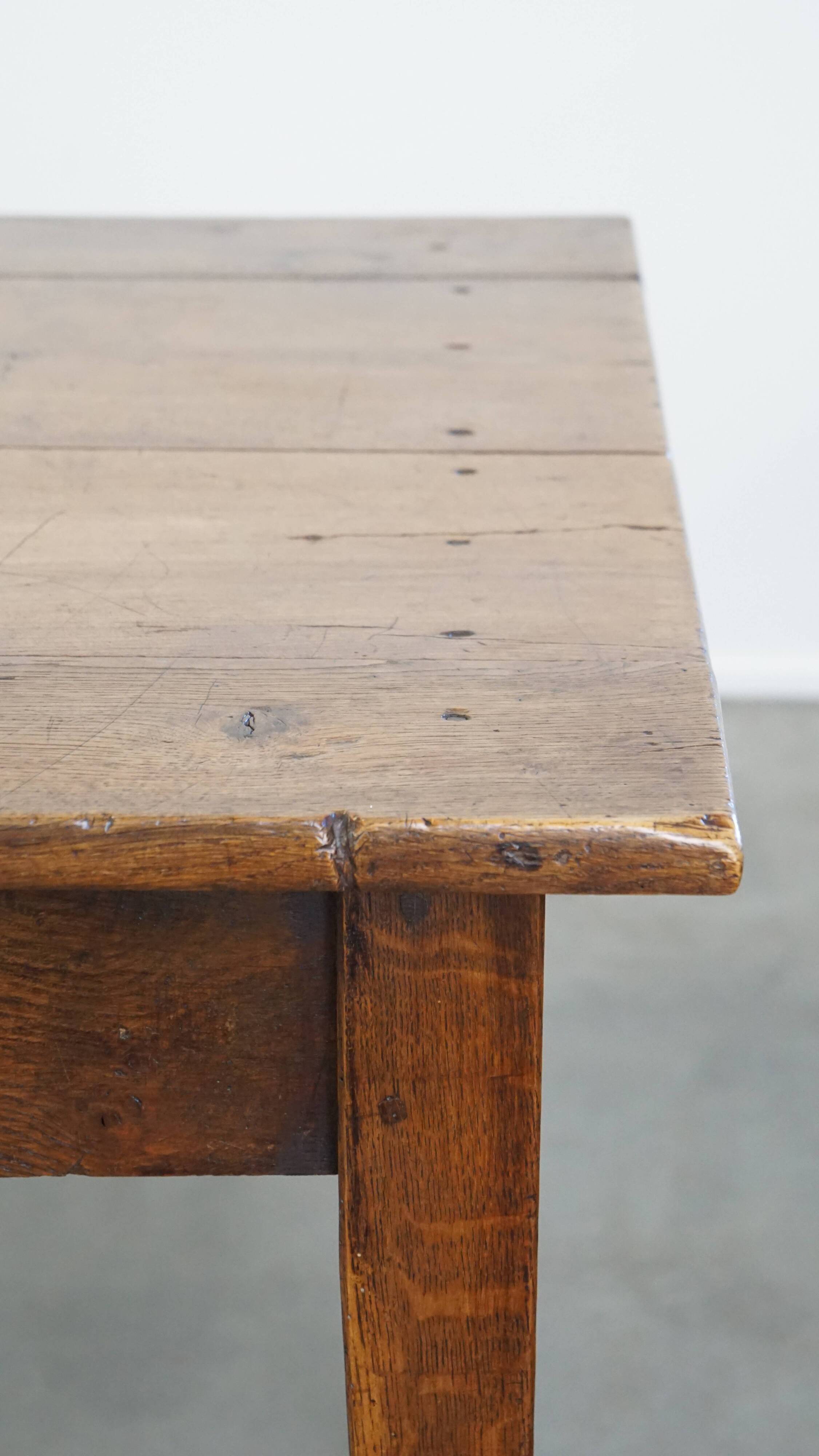 Table de ferme en chêne 2 tiroirs, début du 19e siècle