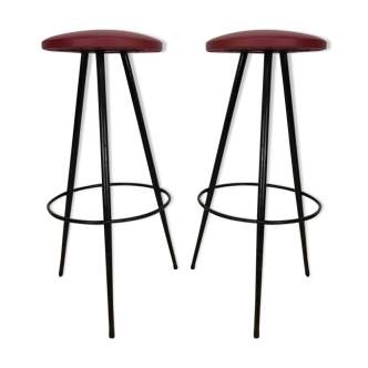 Pair of 1950 tripod bar stools, metal and faux red leather