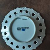 Small decorative slip plate