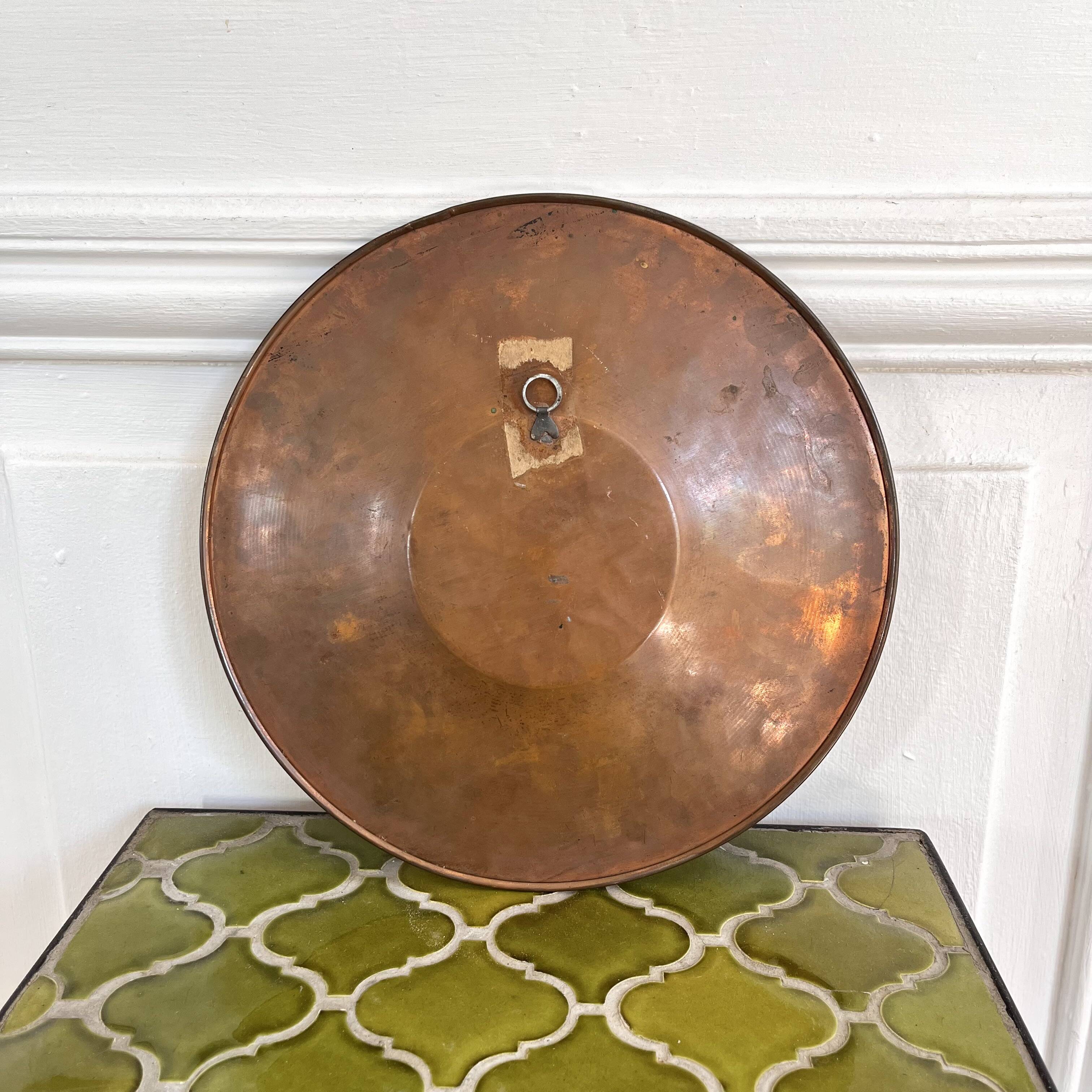 Assiette décorative fleurs peintes