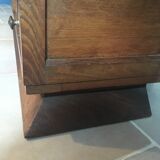 Entrance vanity unit with mirror