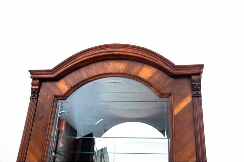 Historic library from around 1920