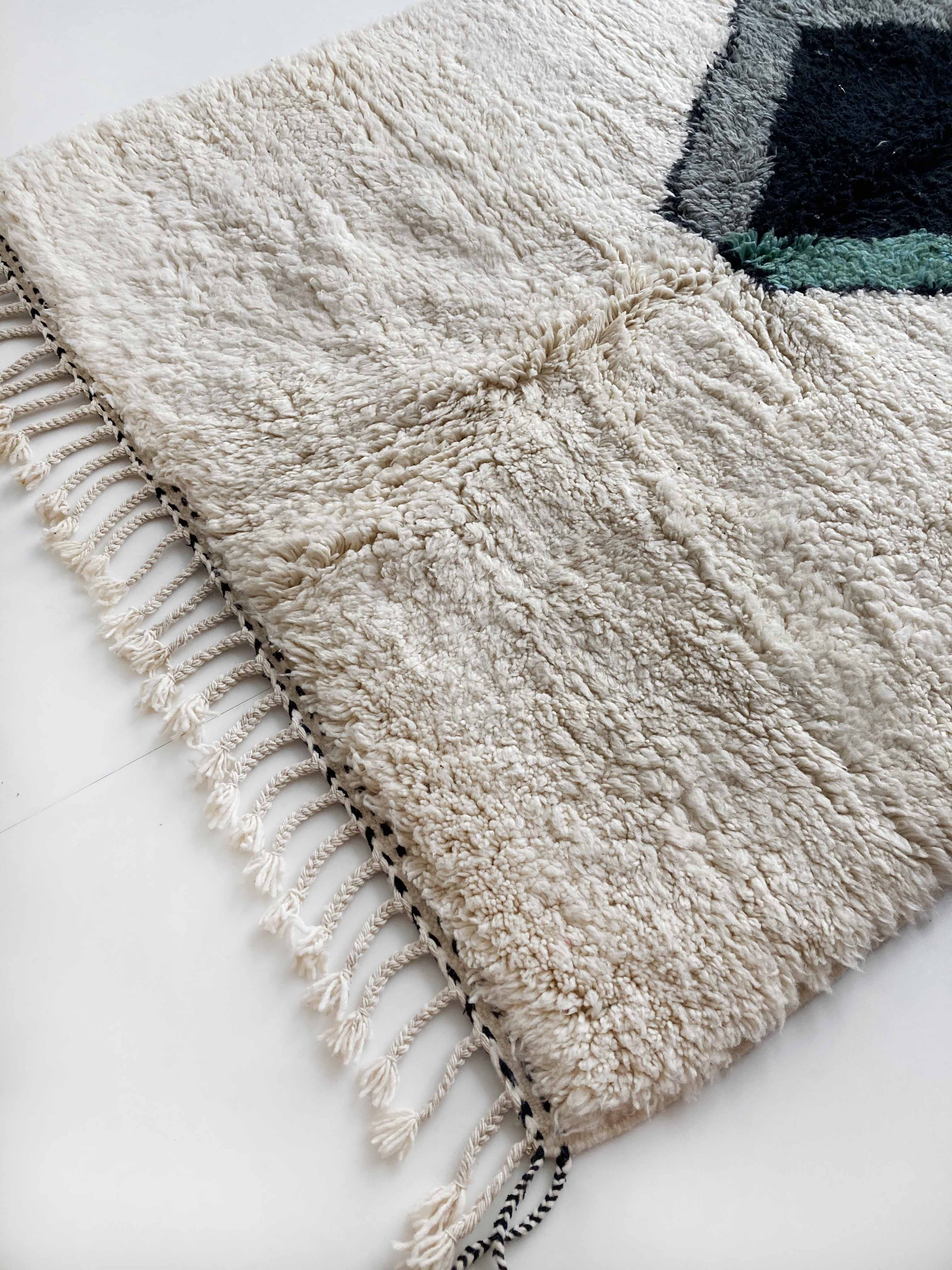 Moroccan berber carpet beni ouarain 2,5x1,62m