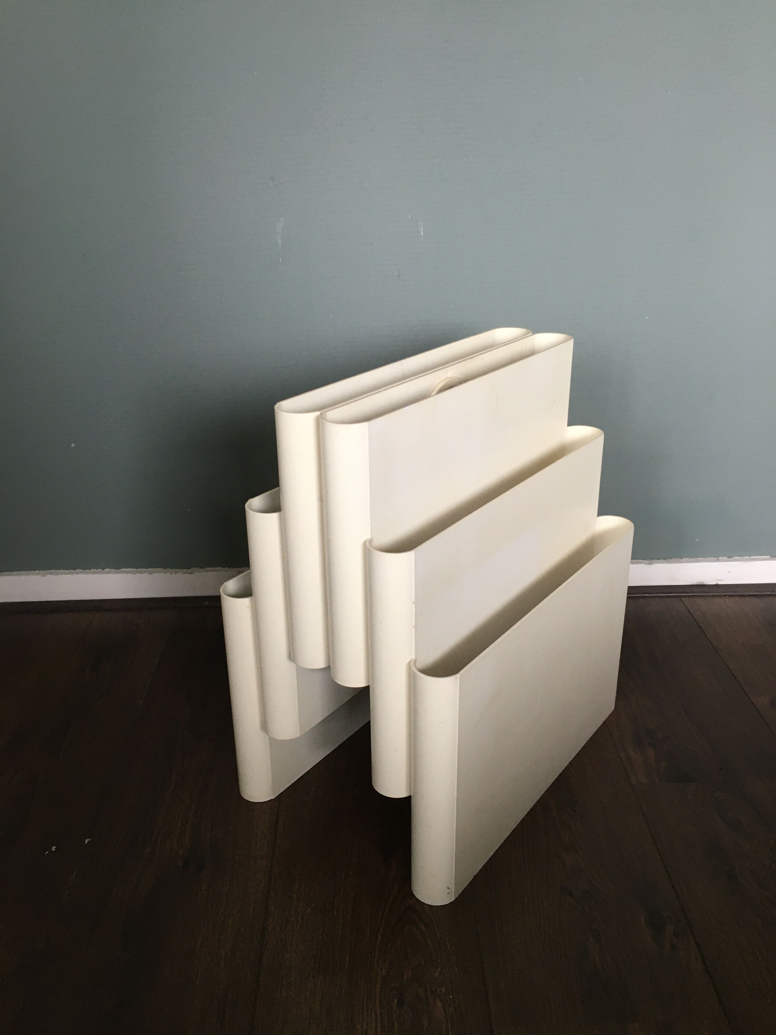 Magazine Rack by Giotto Stoppino for Kartell, 1970s