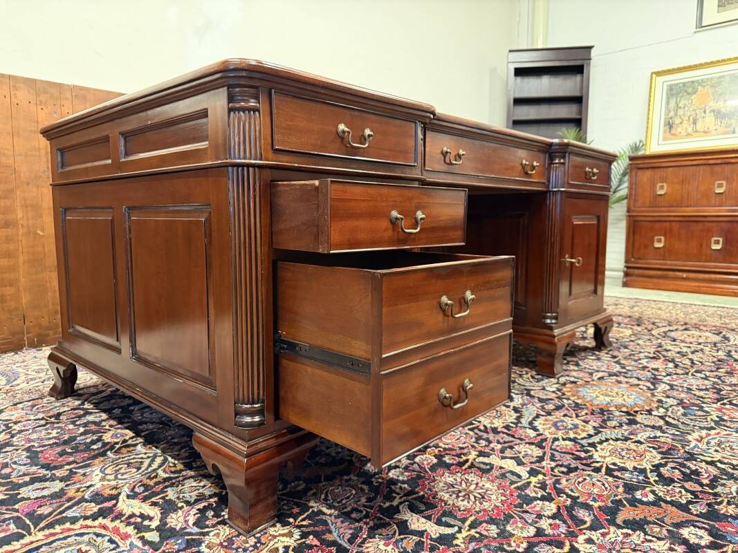 Classic English Mahogany Desk Partnerdesk