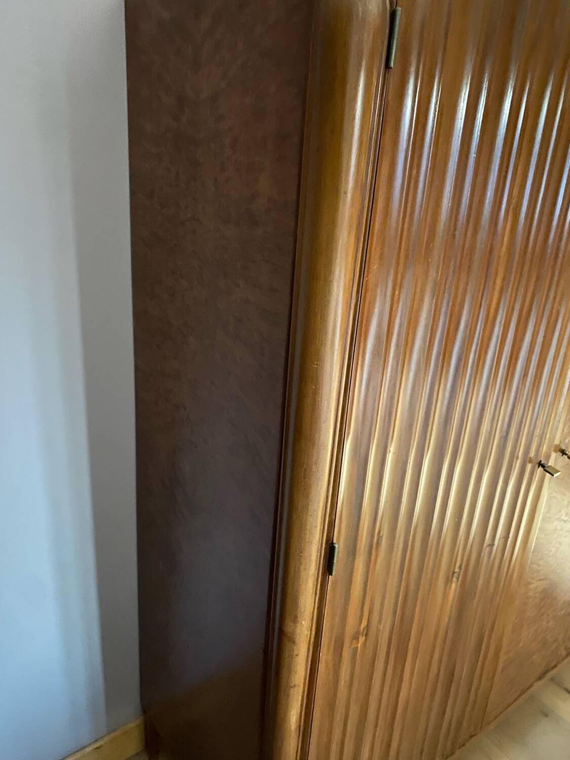 Art Deco 3-door wardrobe