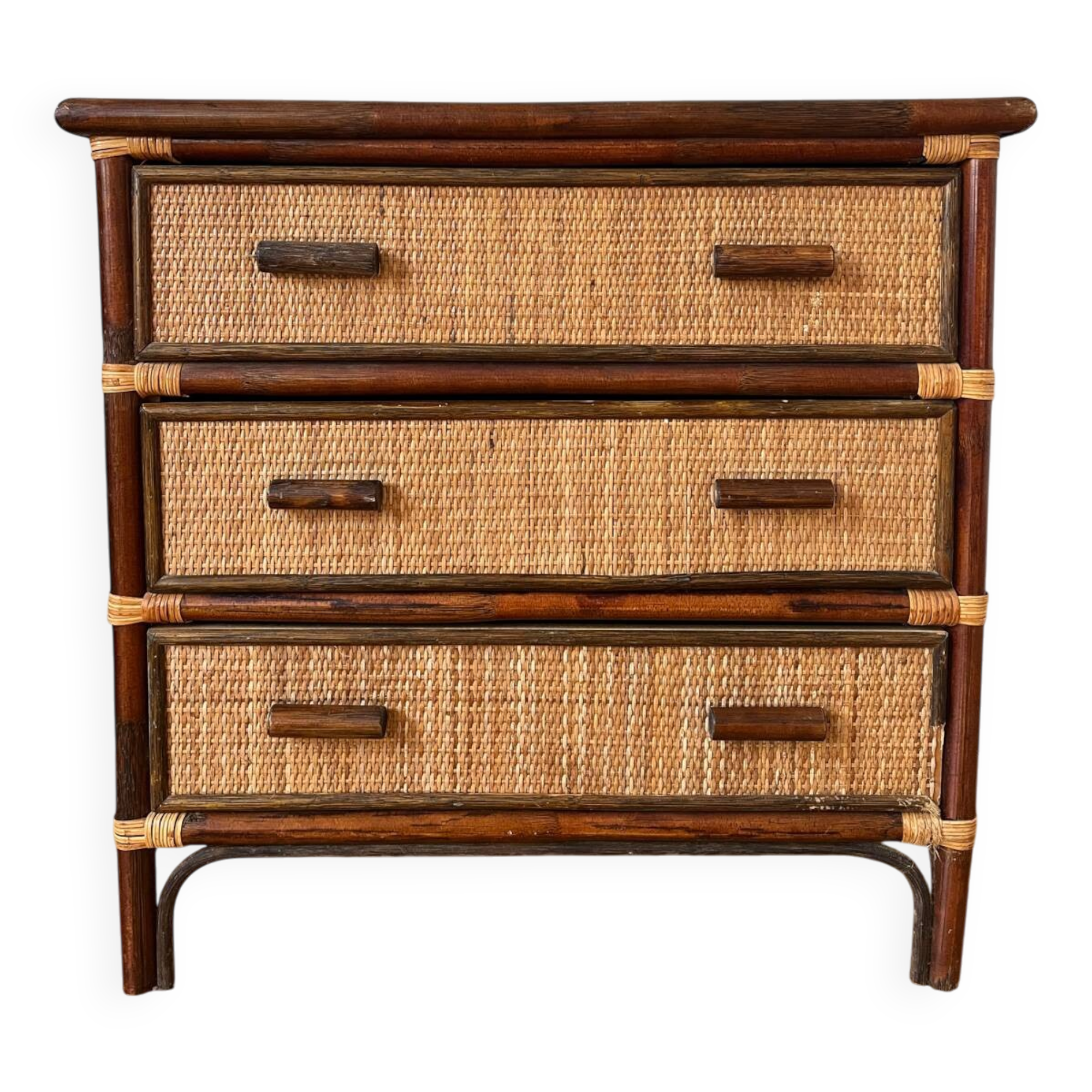 Commode en rotin vintage