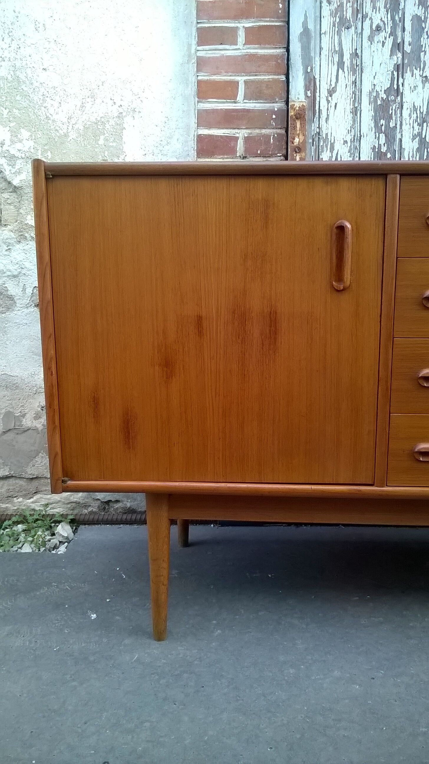 Scandinavian enfilade