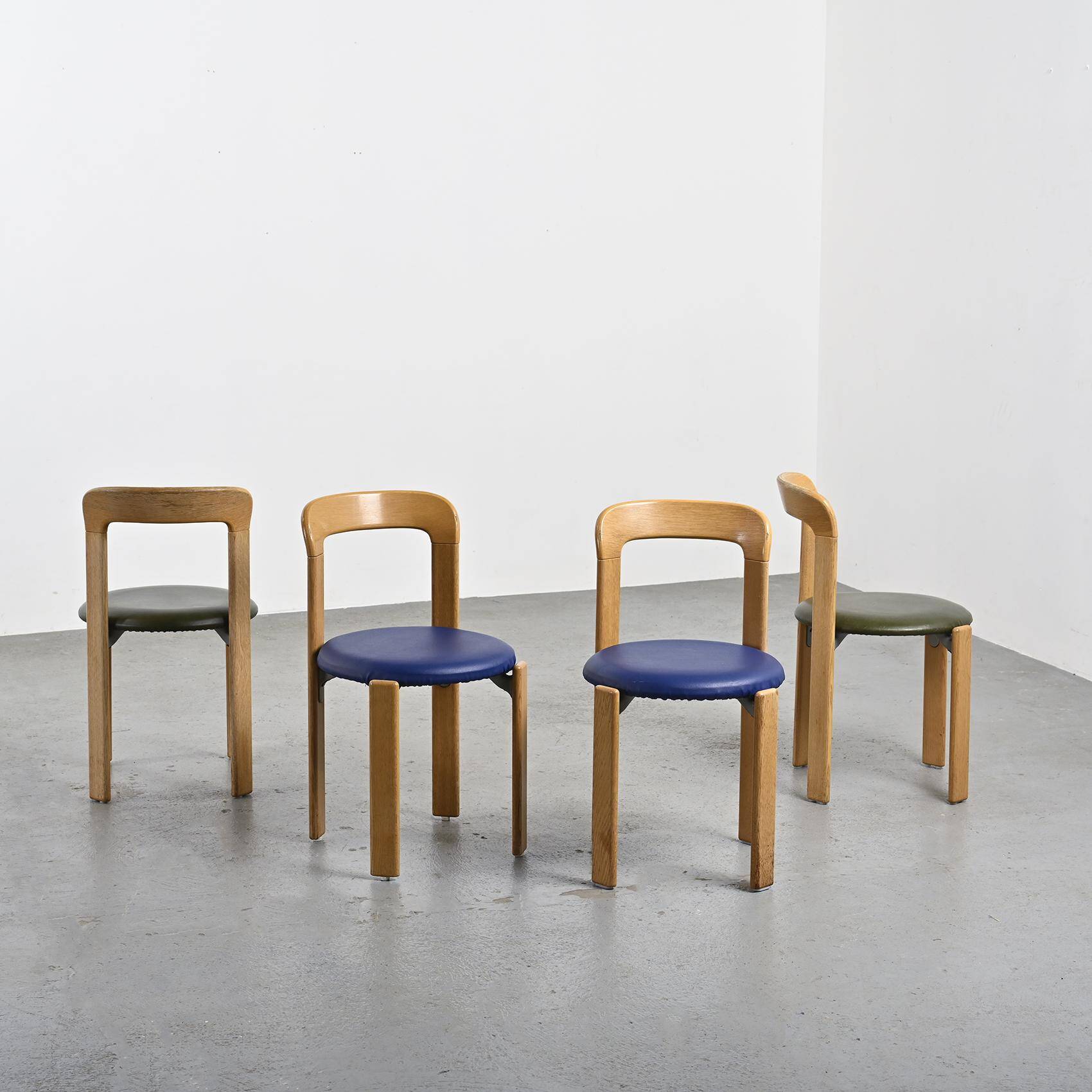 Suite de 4 chaises par Bruno Rey, Dietiker Switzerland