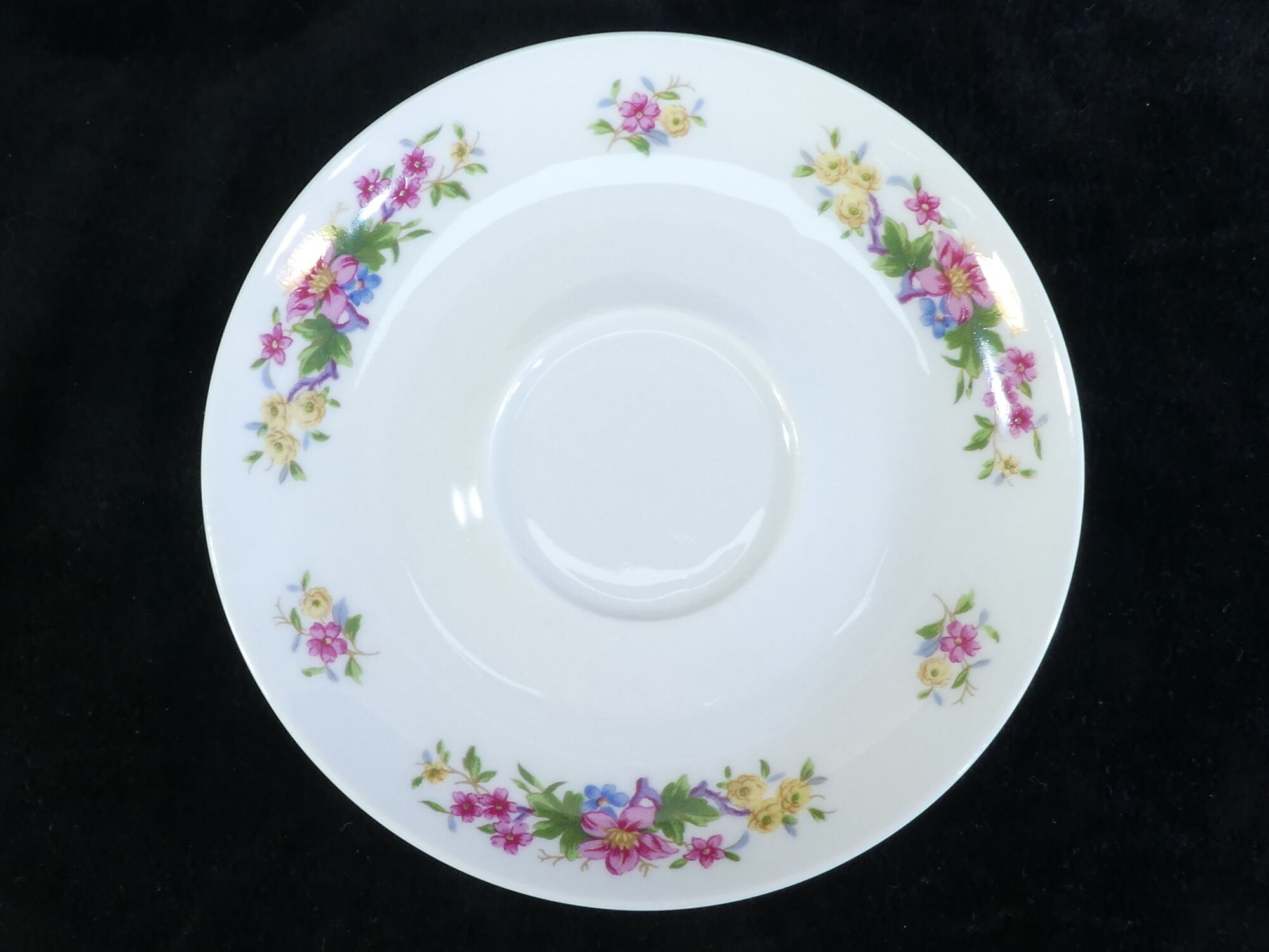 Pair of dejeuner cup and porcelain cup ch. field haviland limoges
