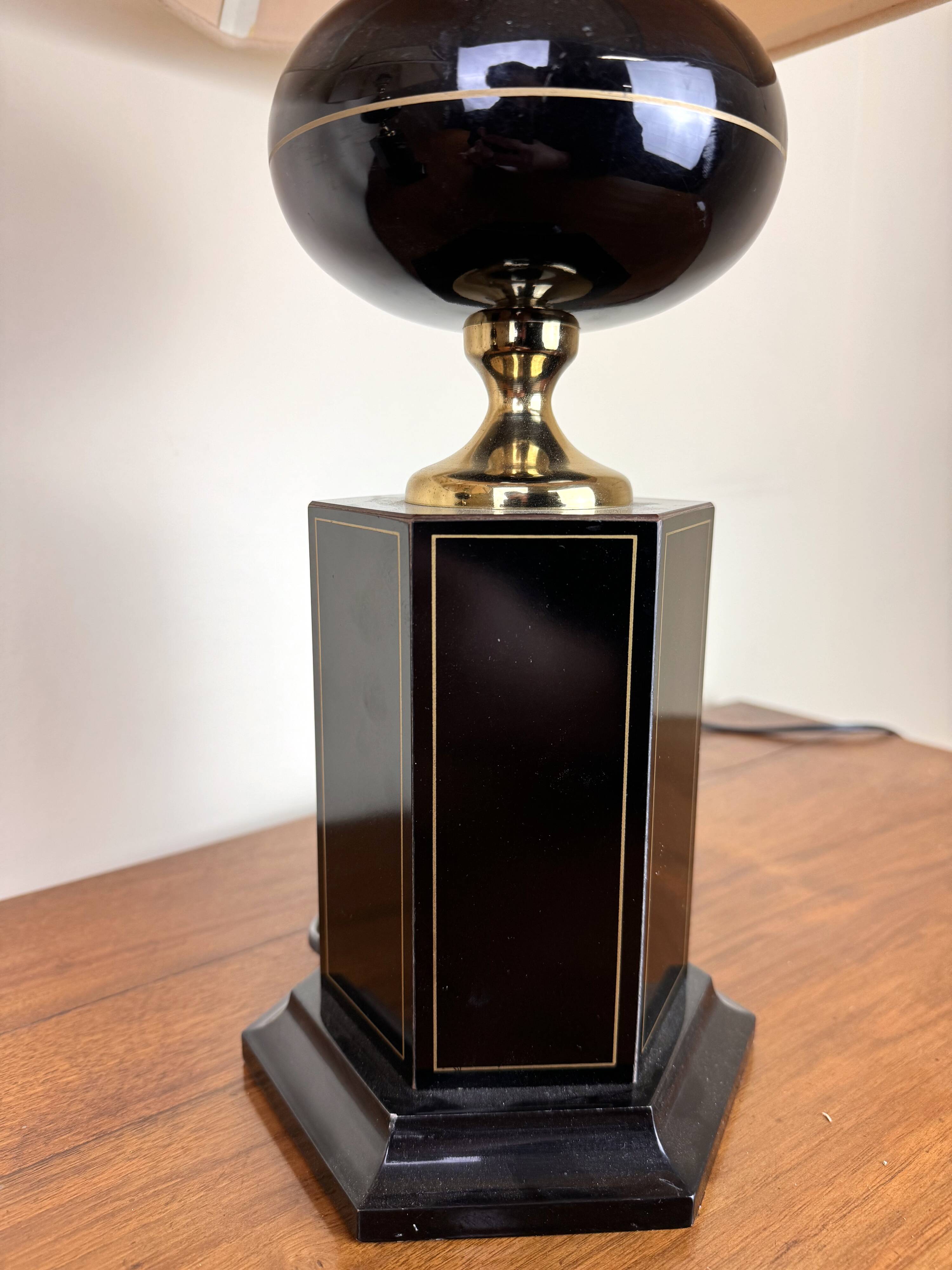 Maison le dauphin France: very large desk lamps from the 1970s