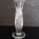 1 carved crystal vase from the 80s