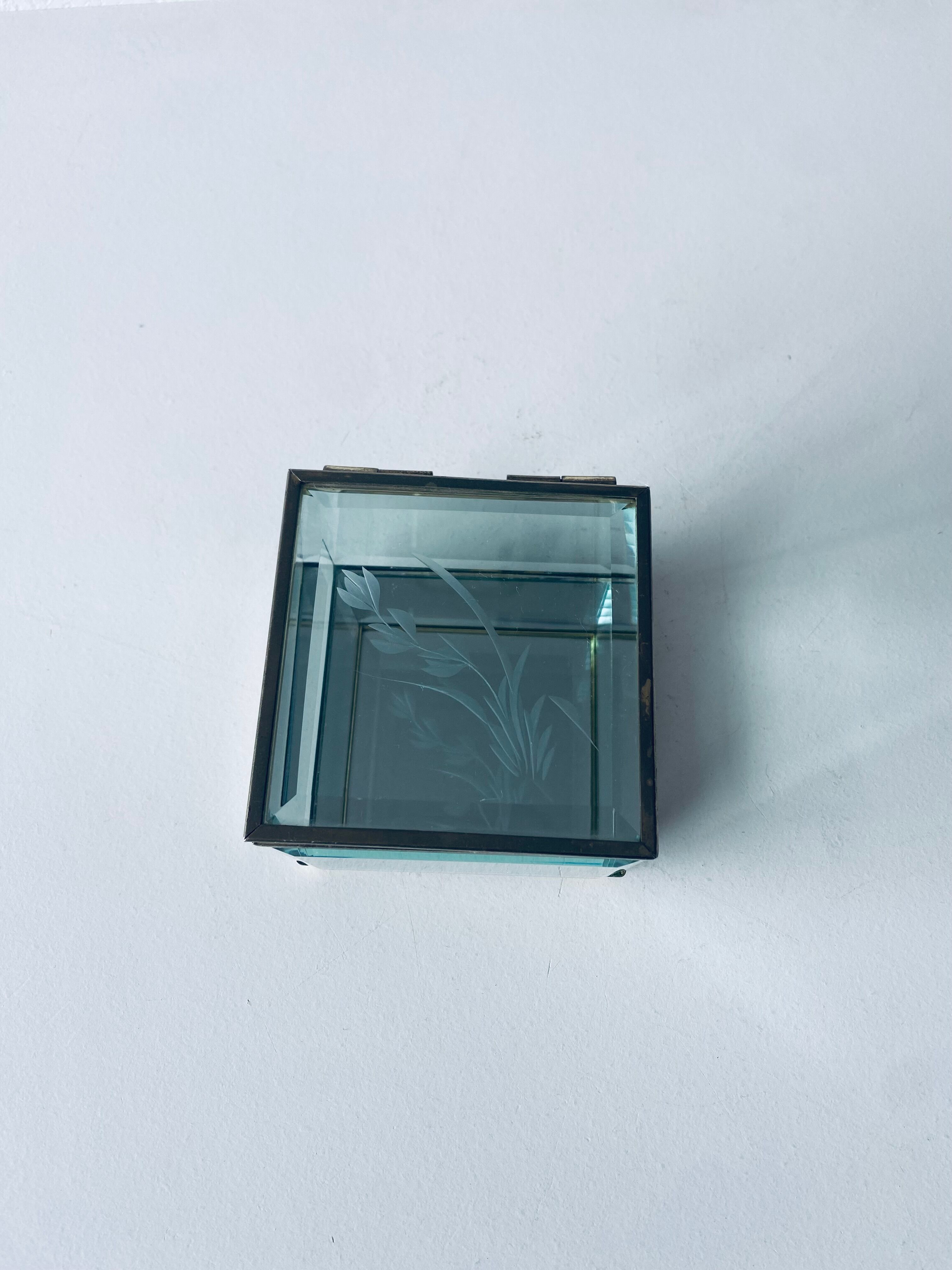 Boîte à bijoux ancienne