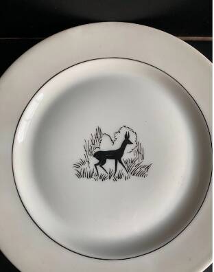 6 dessert plates in Limoges porcelain - Manufacture A. Vignaud