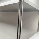Metal string shelf