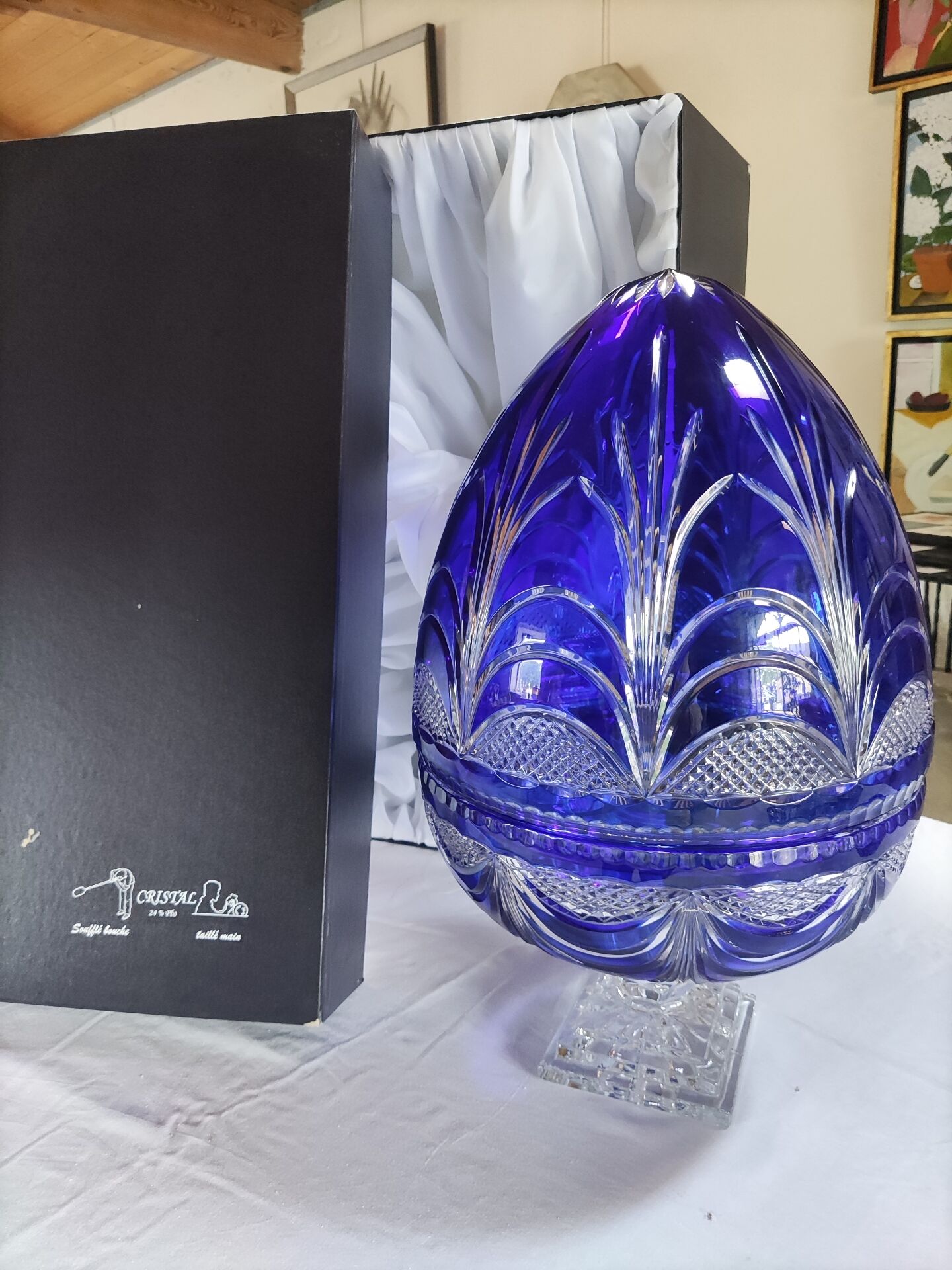 Large champagne cooler in cut crystal