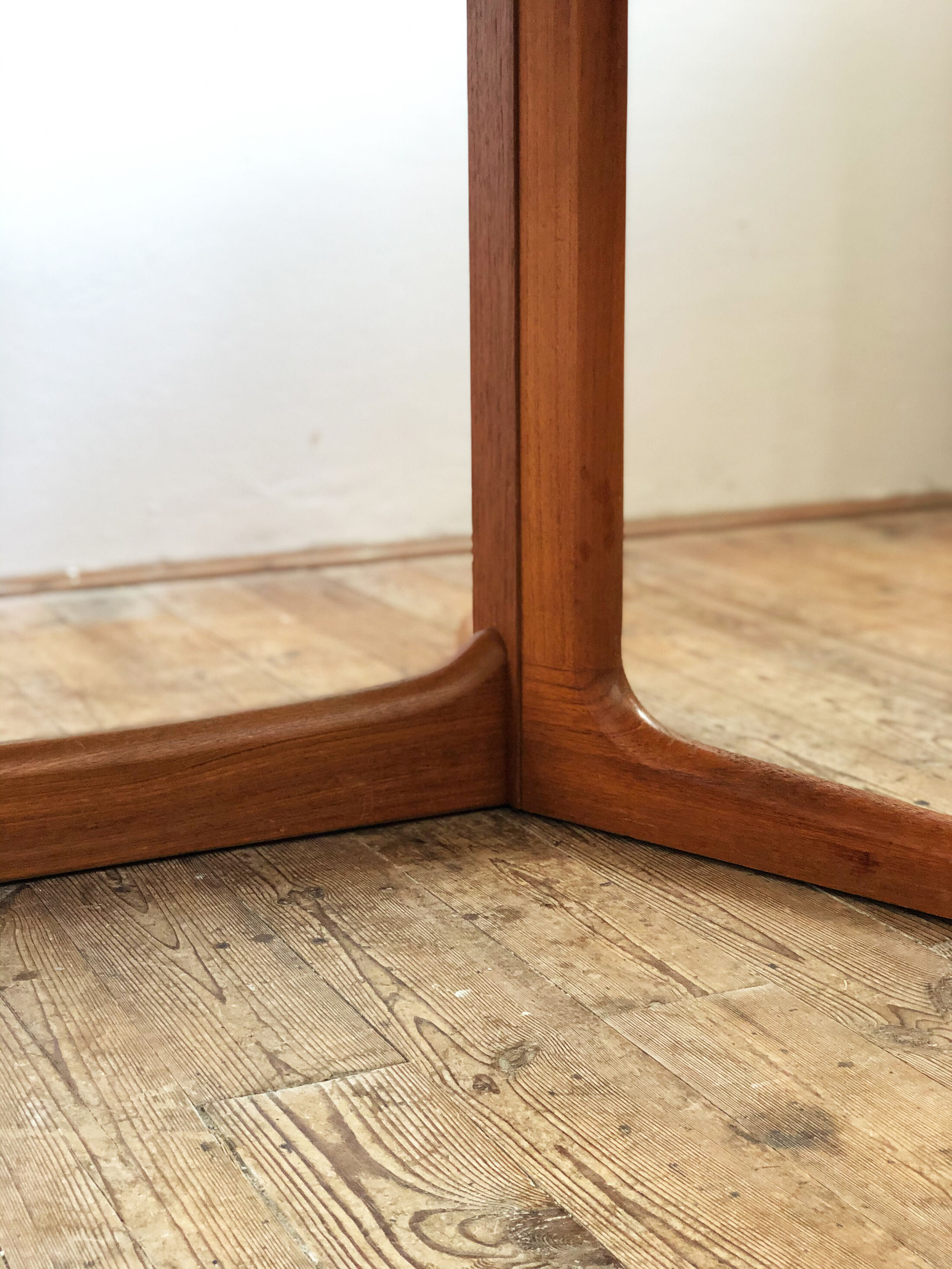 Oval danish mid-century extendable teak dining table by Rasmus, 1960s