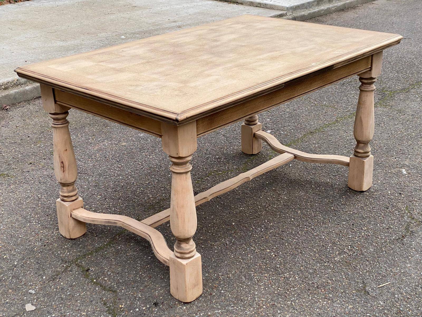 Renovated extendable farmhouse dining table in wood, 255cm from the 20th century.