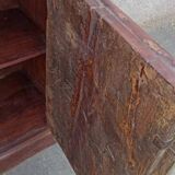 Buffet long en bois avec portes anciennes vertes