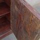 Buffet long en bois avec portes anciennes vertes