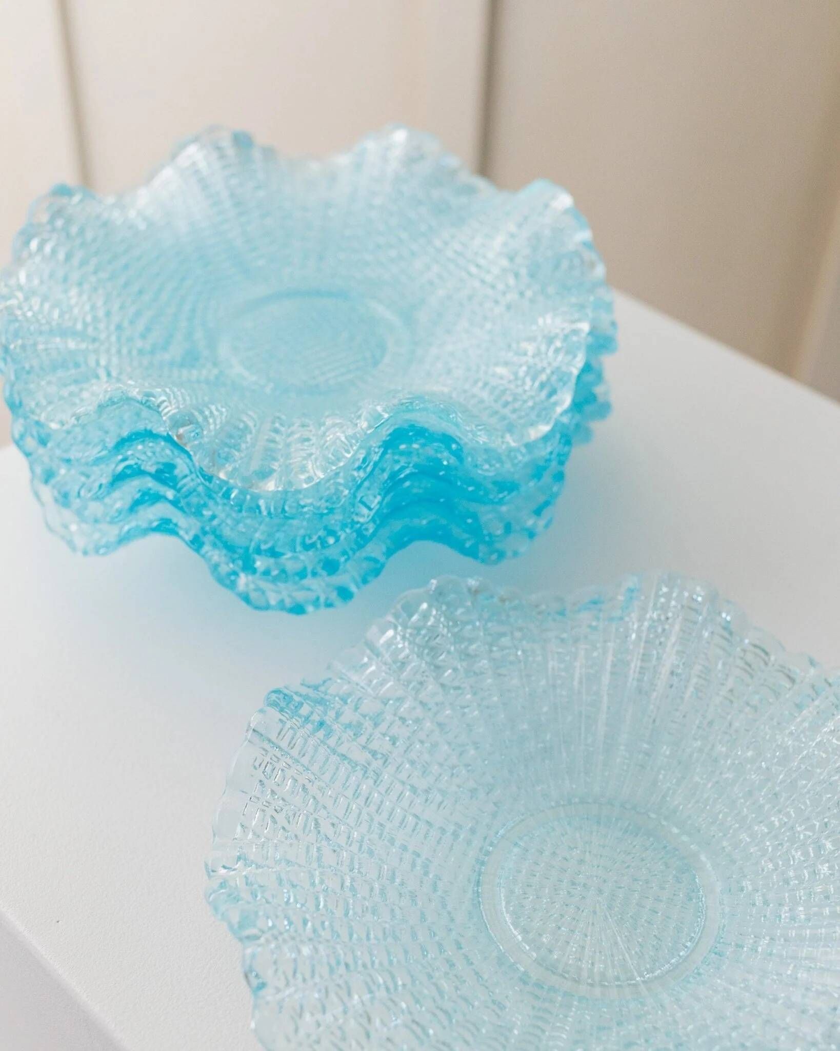 Six-piece turquoise crystal glass bowls, vintage 1980s, ruffled scalloped rims, pressed texture
