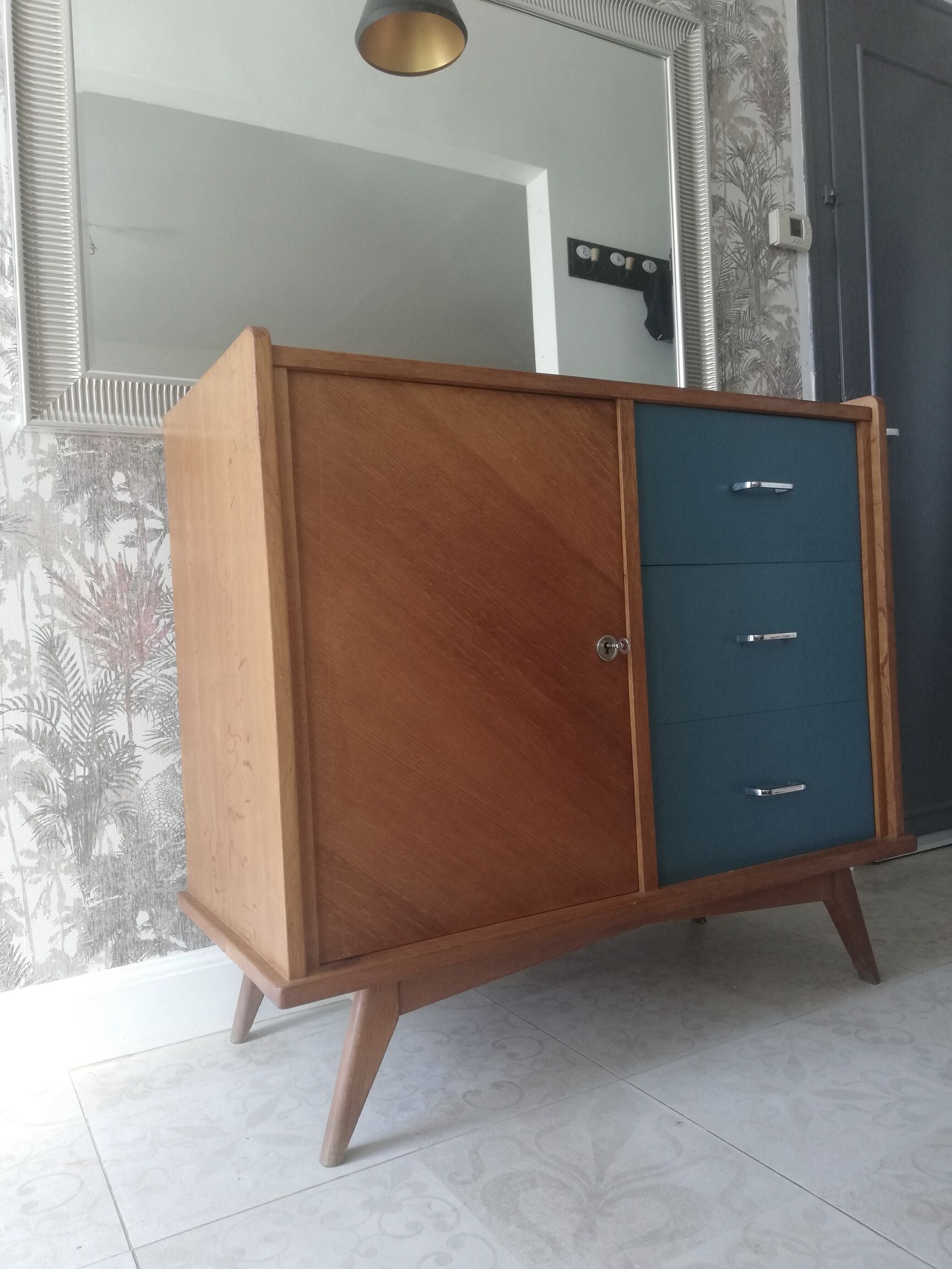 Bahut ou commode chêne années 50
