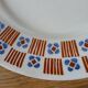4 assiettes plates anciennes en terre de fer