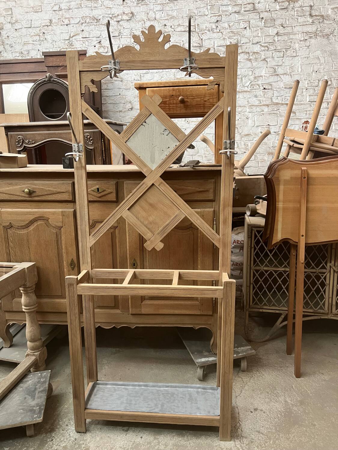 Art Deco entrance hall wardrobe