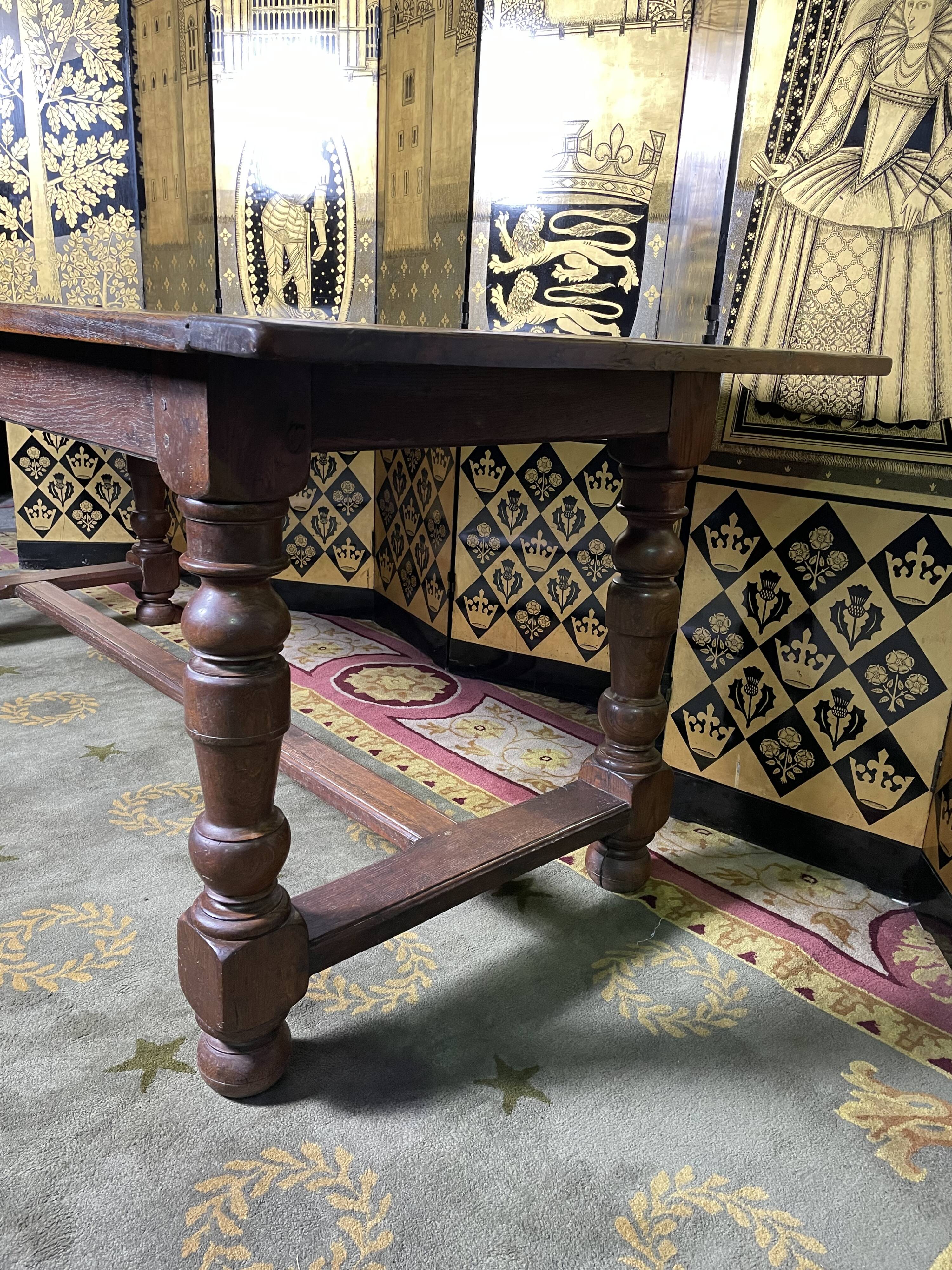 Table de ferme en chêne Louis XIII 19eme
