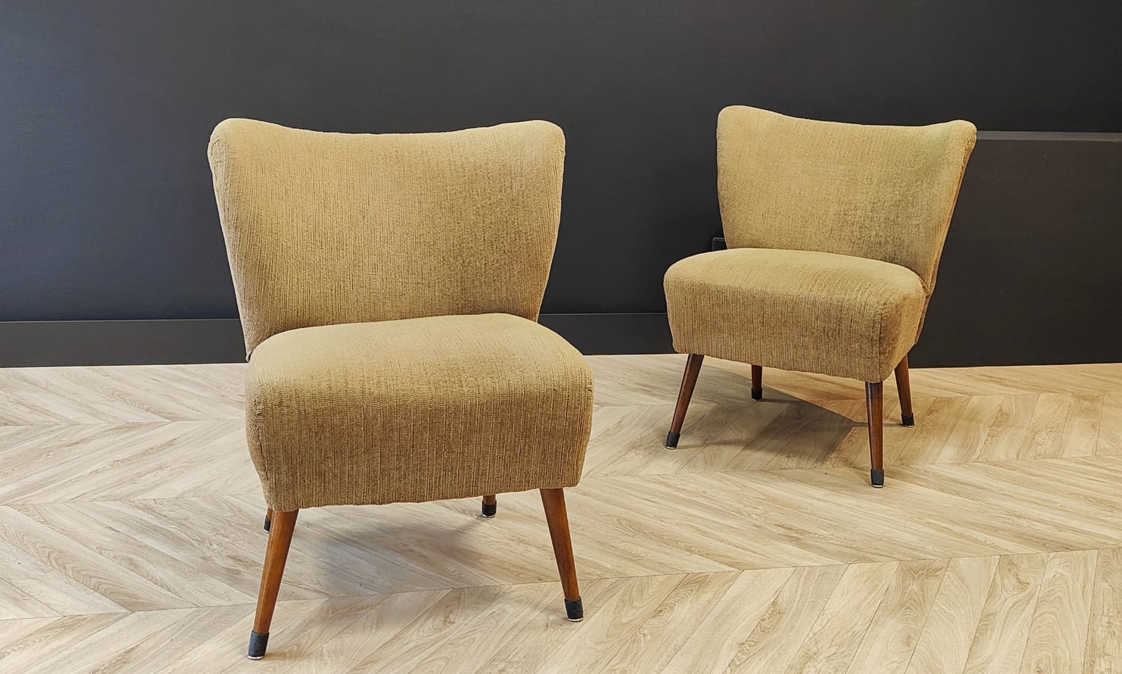 Two Mid Century cocktail chairs | Vintage - set of 2 armchairs