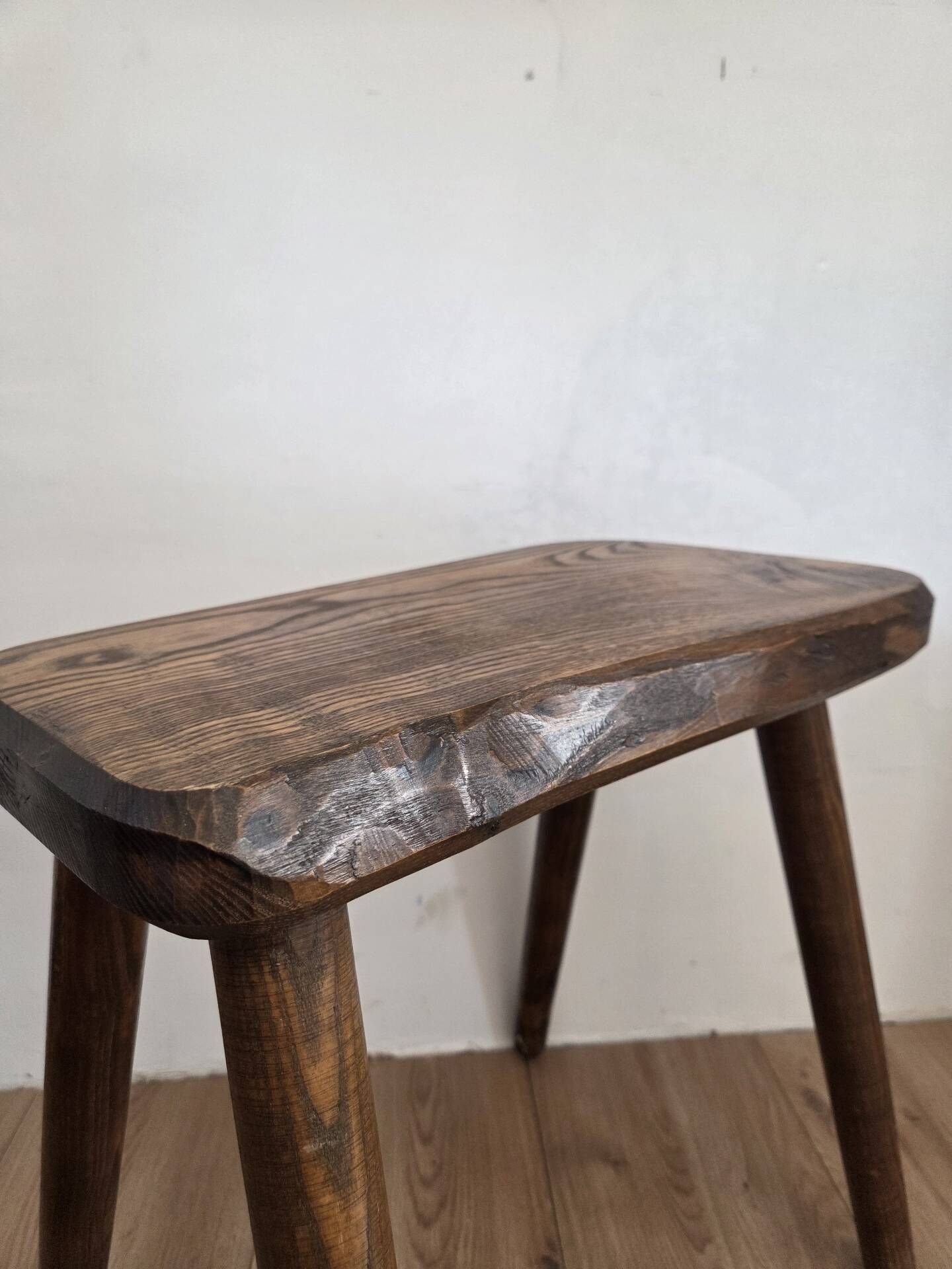 Tabouret brutaliste
